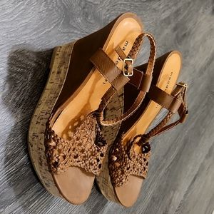 Madden Girl Cooper Tan Paris Wedges size 7